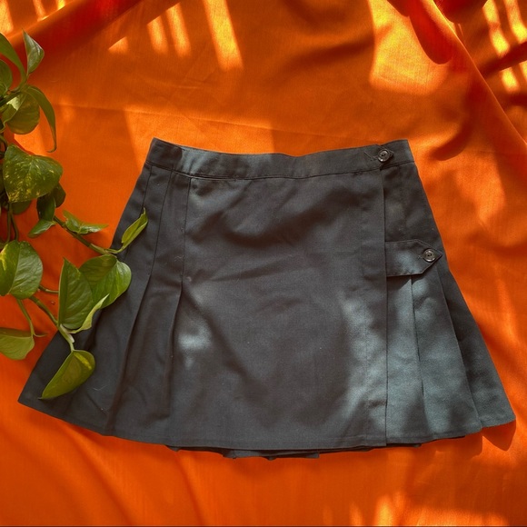 Vintage School Pleaded Short Green Skirt Made in England - Picture 7 of 7